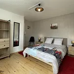 Prázdninový dům Maison Normande Confortable Avec Jardin Et Wifi - Fr-1-497-261