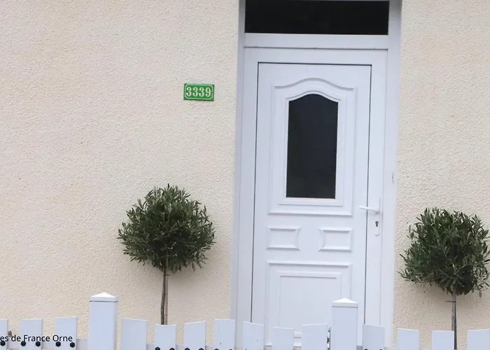 Holiday home Maison Normande Confortable Avec Jardin Et Wifi - Fr-1-497-261 La Ferte-Mace