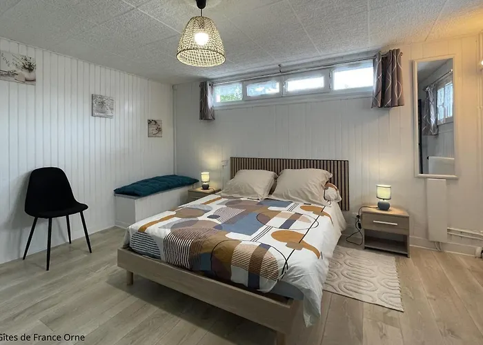 Holiday home Maison Normande Confortable Avec Jardin Et Wifi - Fr-1-497-261 La Ferte-Mace