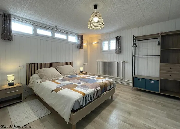 Holiday home Maison Normande Confortable Avec Jardin Et Wifi - Fr-1-497-261 La Ferte-Mace