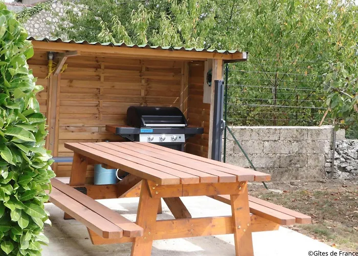 Maison Normande Confortable Avec Jardin Et Wifi - Fr-1-497-261