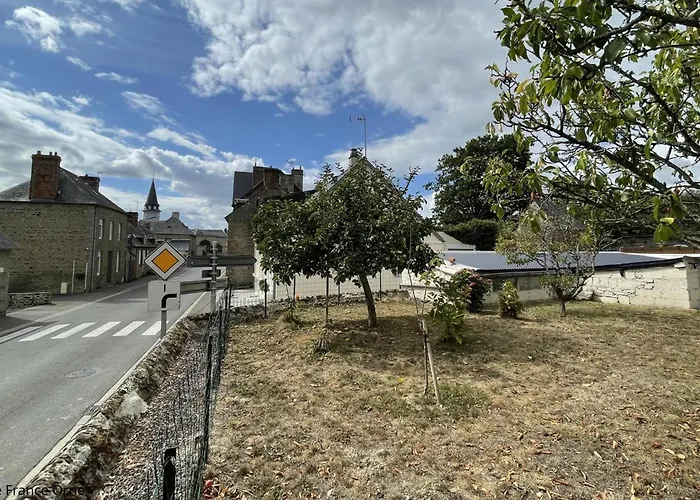 Holiday home Maison Normande Confortable Avec Jardin Et Wifi - Fr-1-497-261 La Ferte-Mace